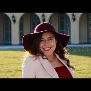 Meet your Posher, Karla